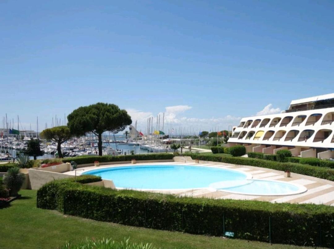Studio Avec Loggia Entre Port, Plage Et Piscine Le Grau-du-Roi Exterior photo
